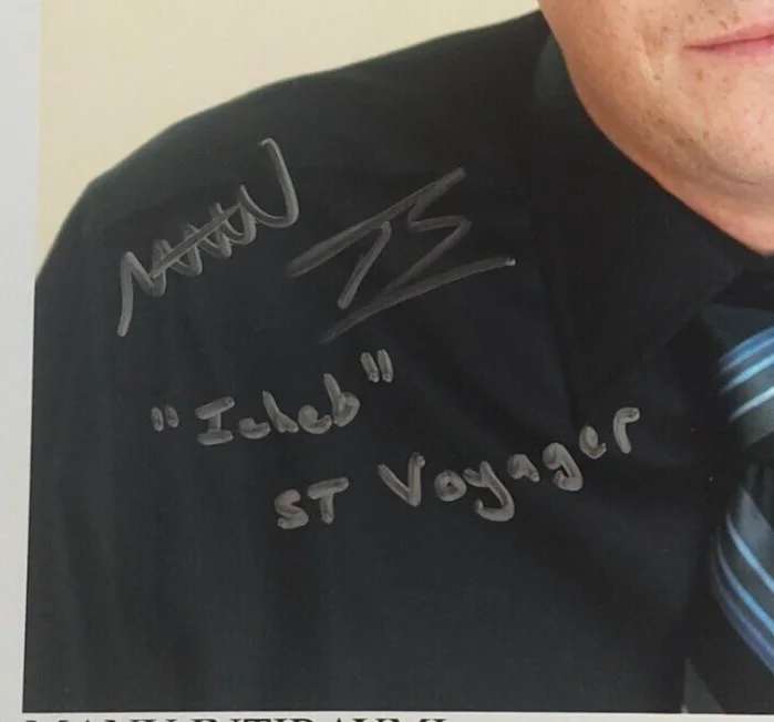 Manu Intiraymi — Manu Intiraymi signed 8x10 photo Icheb Star Trek Voyager autograph – crease, изображение 5