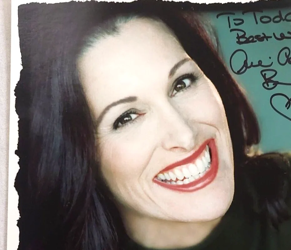 Julie Caitlin Brown — Julie Caitlin Brown signed 8x10 photo autograph Star Trek DS9 Babylon 5 personal, изображение 2