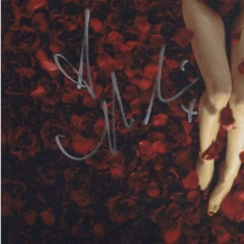 Mena Suvari-From American Pie, Loser, & American Beauty Signed 8x10 Photo W/COA, изображение 2