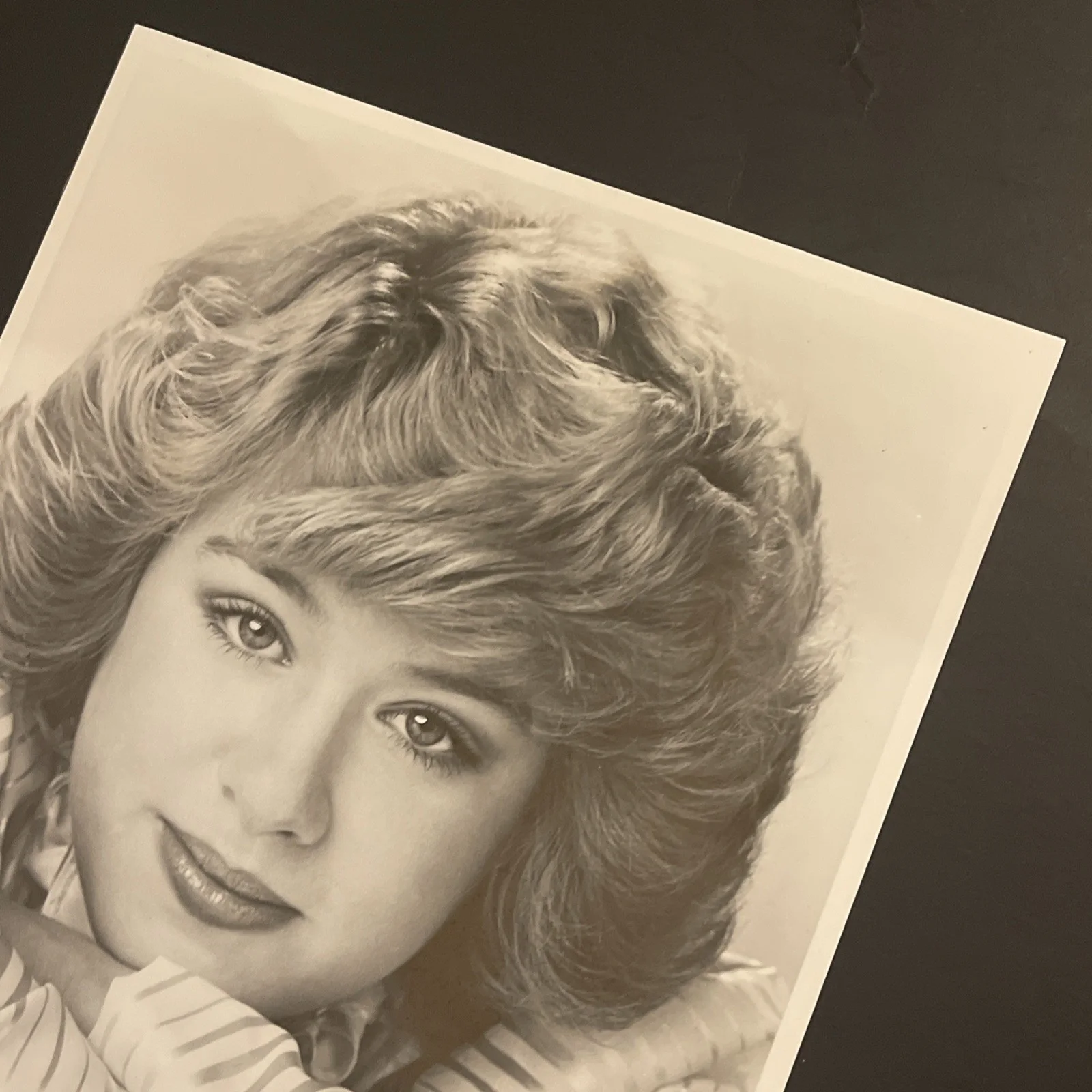 SUZI DEVERAUX: Hand Signed Original Celebrity Photo 8 x 10” / KSK, изображение 3