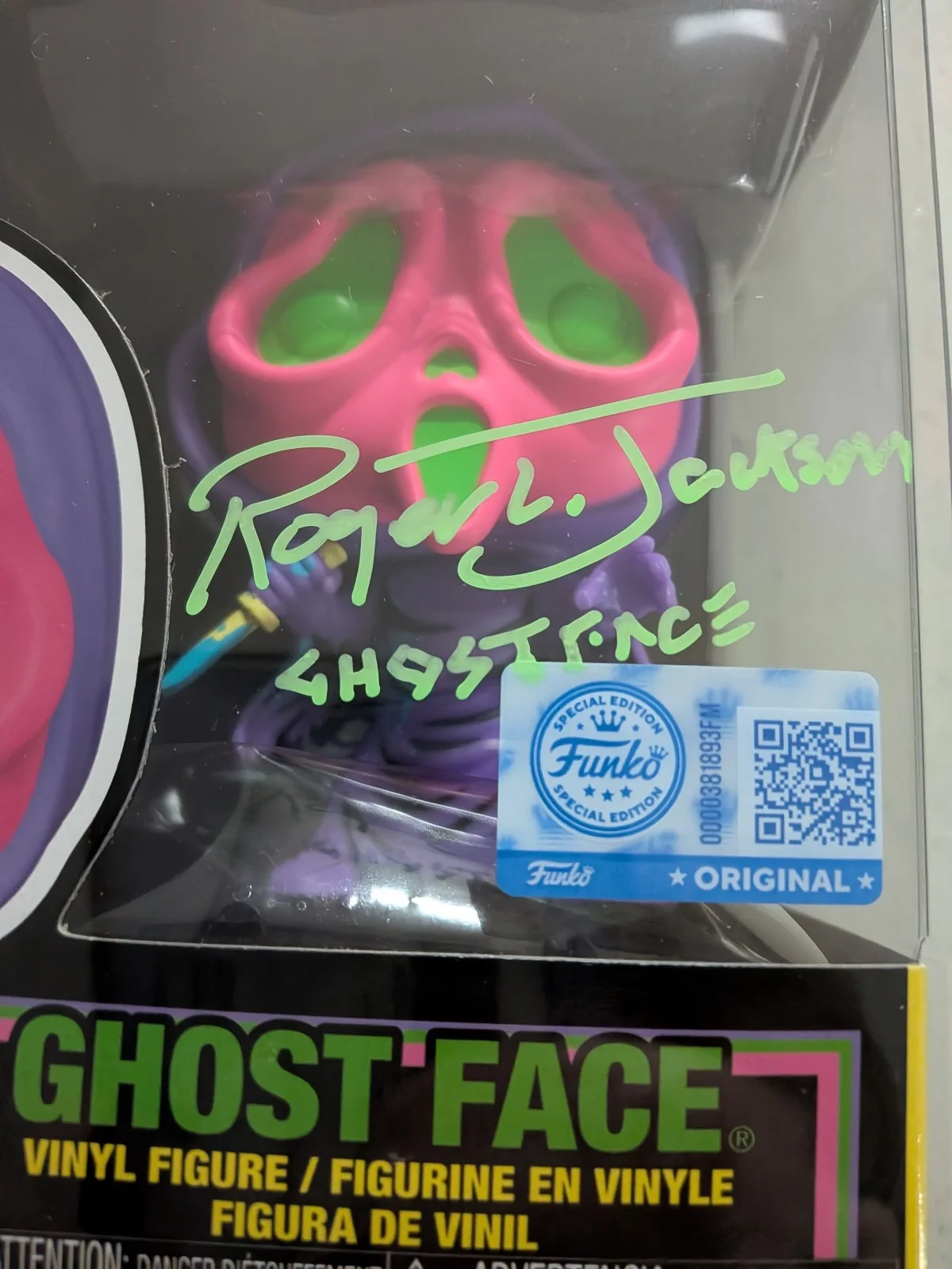 Roger Jackson — Roger JACKSON Signed Scream FUNKO POP Blacklight Ghostface Special Ed JSA COA, image 2