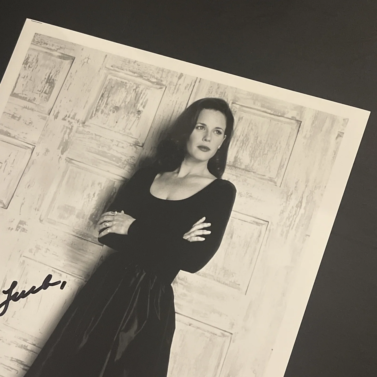 COLLEEN FLYNN: Hand Signed Original Celebrity Photo 8 x 10” / KSK, image 3