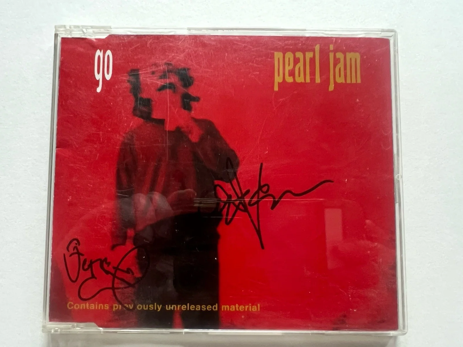 Pearl Jam SIGNED Eddie Vedder & Jeff Ament CD single “Go” - Rare Earlier EV Auto, изображение 2