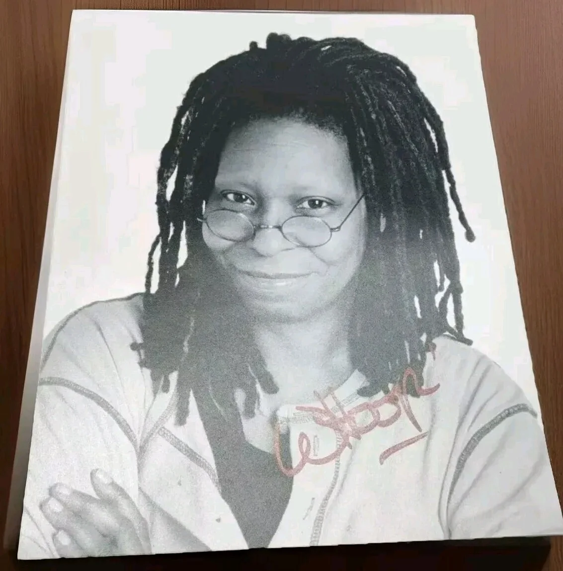 Whoopi Goldberg — Whoopi Goldberg signed 8x10 photo autograph Sister Act Color Purple Star Wars