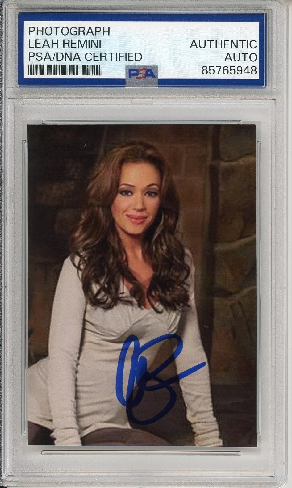 Leah Remini — LEAH REMINI SIGNED KING OF QUEENS SEXY PHOTOGRAPH PHOTO PSA DNA COA AUTOGRAPH