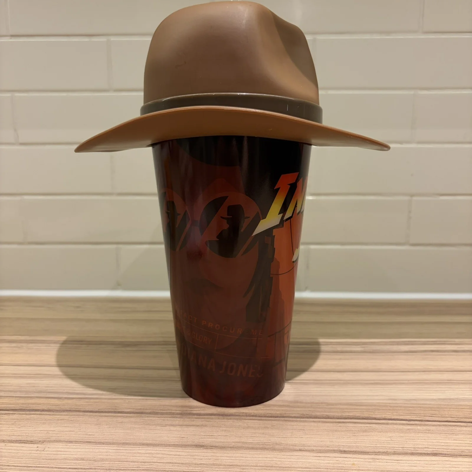 Indiana Jones and the Dial of Destiny Cup & Fedora Hat Theater Collectors Cup, изображение 5