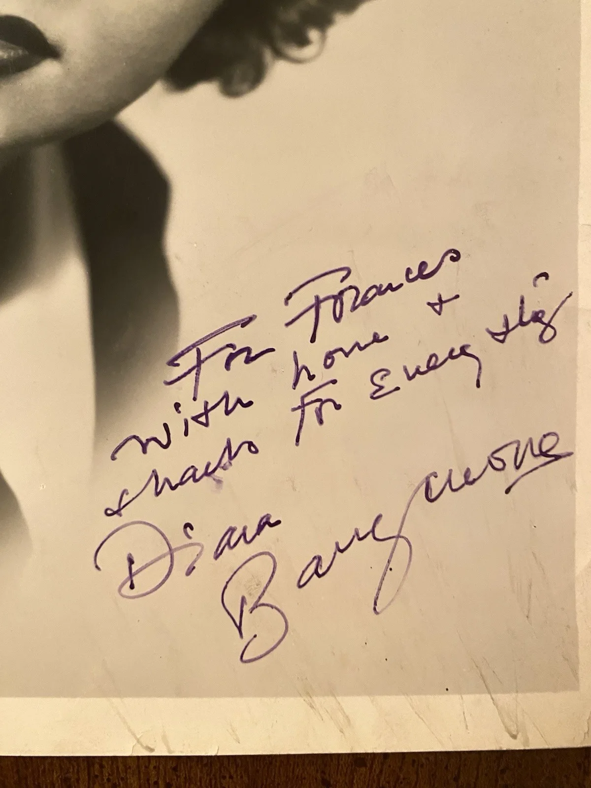 Diana Barrymore — Diana Barrymore Signed Autographed Photo With COA Nightmare Eagle Squadron RARE, изображение 2