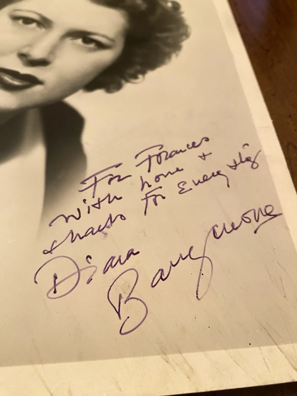 Diana Barrymore — Diana Barrymore Signed Autographed Photo With COA Nightmare Eagle Squadron RARE, изображение 3