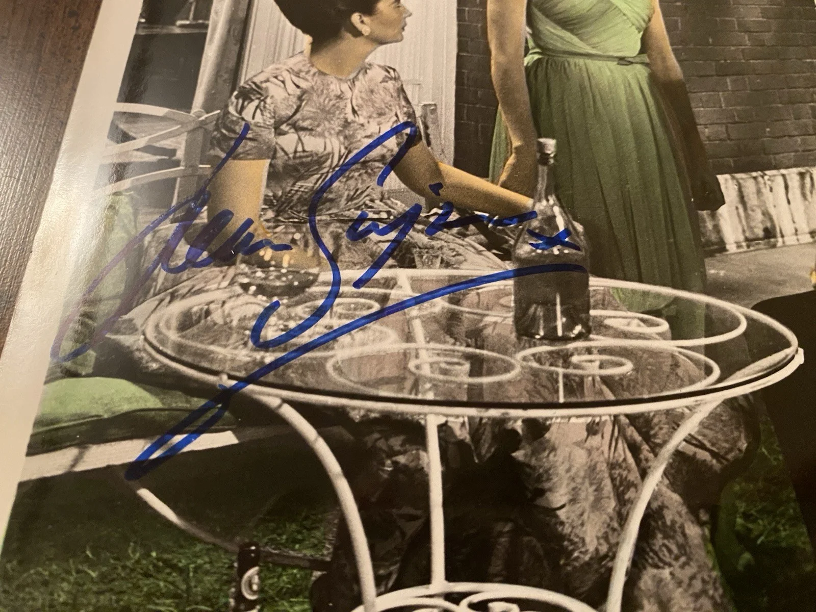 Robert Mitchum, Deborah Kerr, Jean Simmons — The Grass Is Greener Cast Signed Autographed Photo With COA Mitchum Simmons Kerr, изображение 5