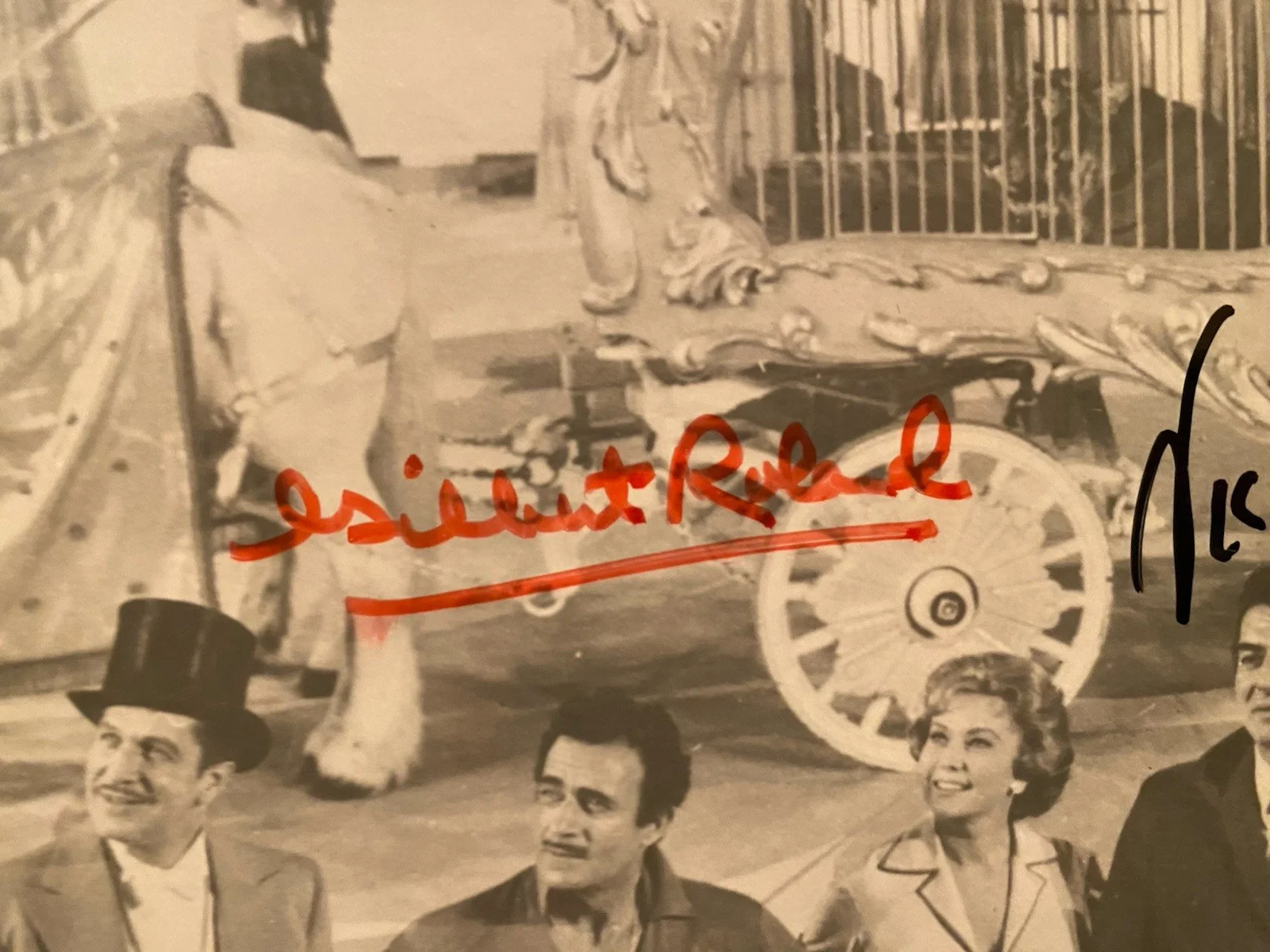 Victor Mature, Vincent Price, Gilbert Rolland, Etc — The Big Circus Cast Signed Autographed Photo by 7 Vincent Price Etc w/ COA RARE, изображение 4