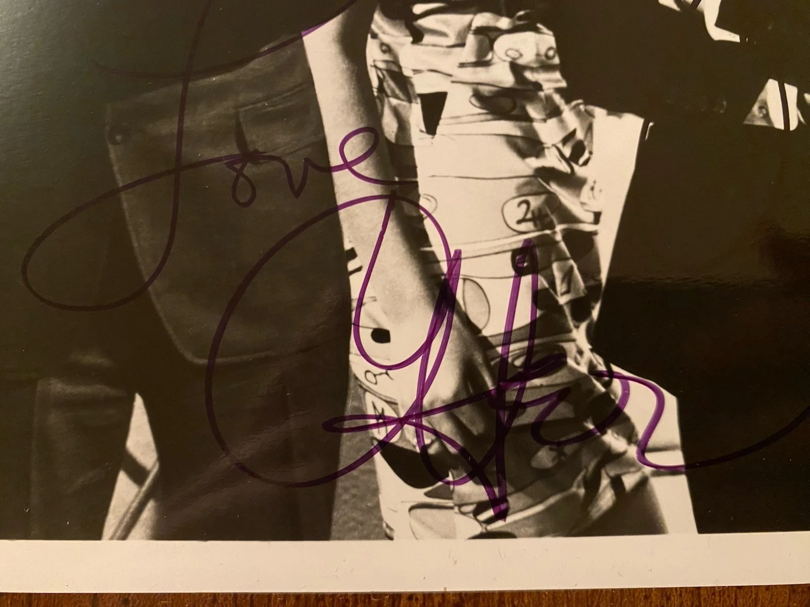 Robert Vaughn, David McCallum, Sonny Bono, Cher — Man From UNCLE Cast Signed Autographed Photo With COA Sonny Bono Cher All 4 RARE, изображение 3