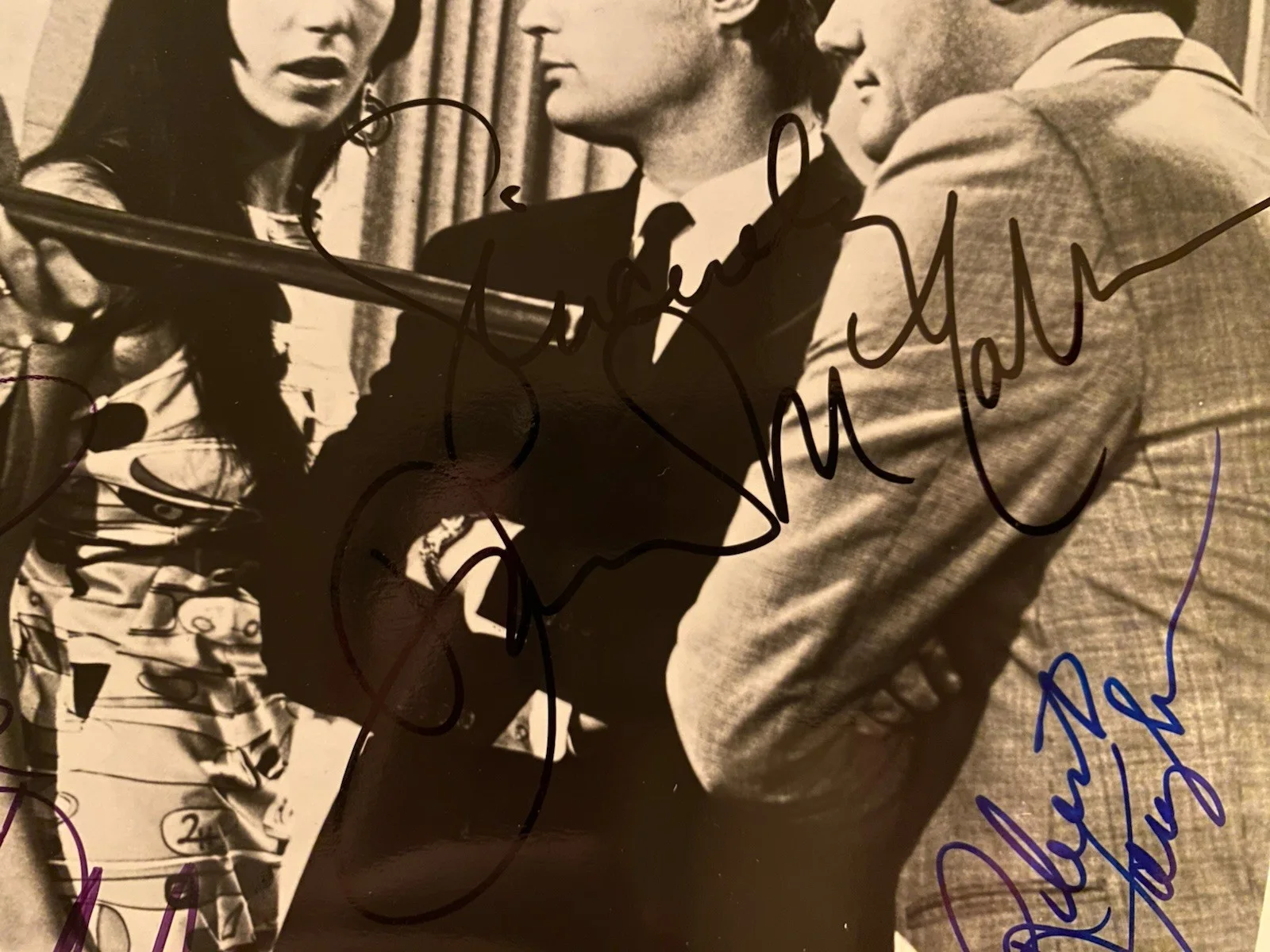 Robert Vaughn, David McCallum, Sonny Bono, Cher — Man From UNCLE Cast Signed Autographed Photo With COA Sonny Bono Cher All 4 RARE, изображение 4