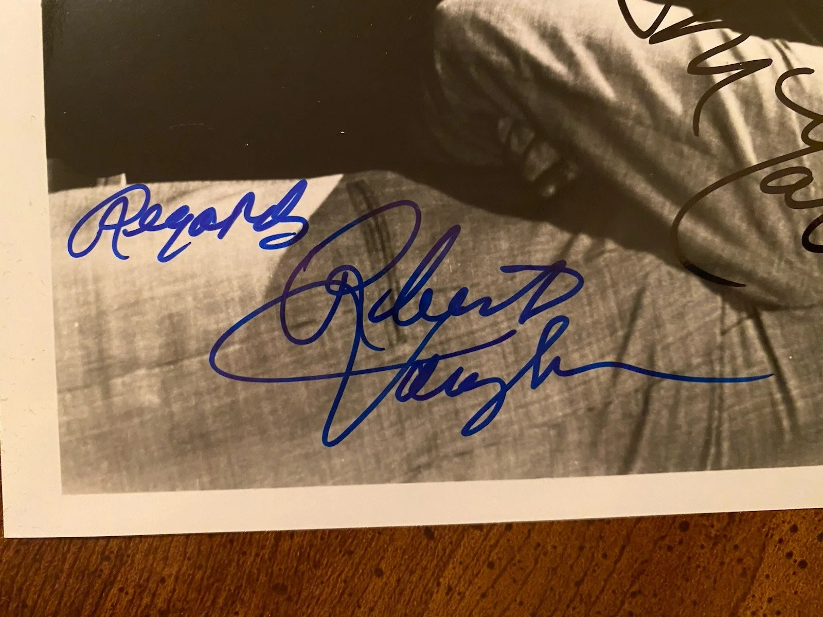 Robert Vaughn, David McCallum, Sonny Bono, Cher — Man From UNCLE Cast Signed Autographed Photo With COA Sonny Bono Cher All 4 RARE, изображение 5