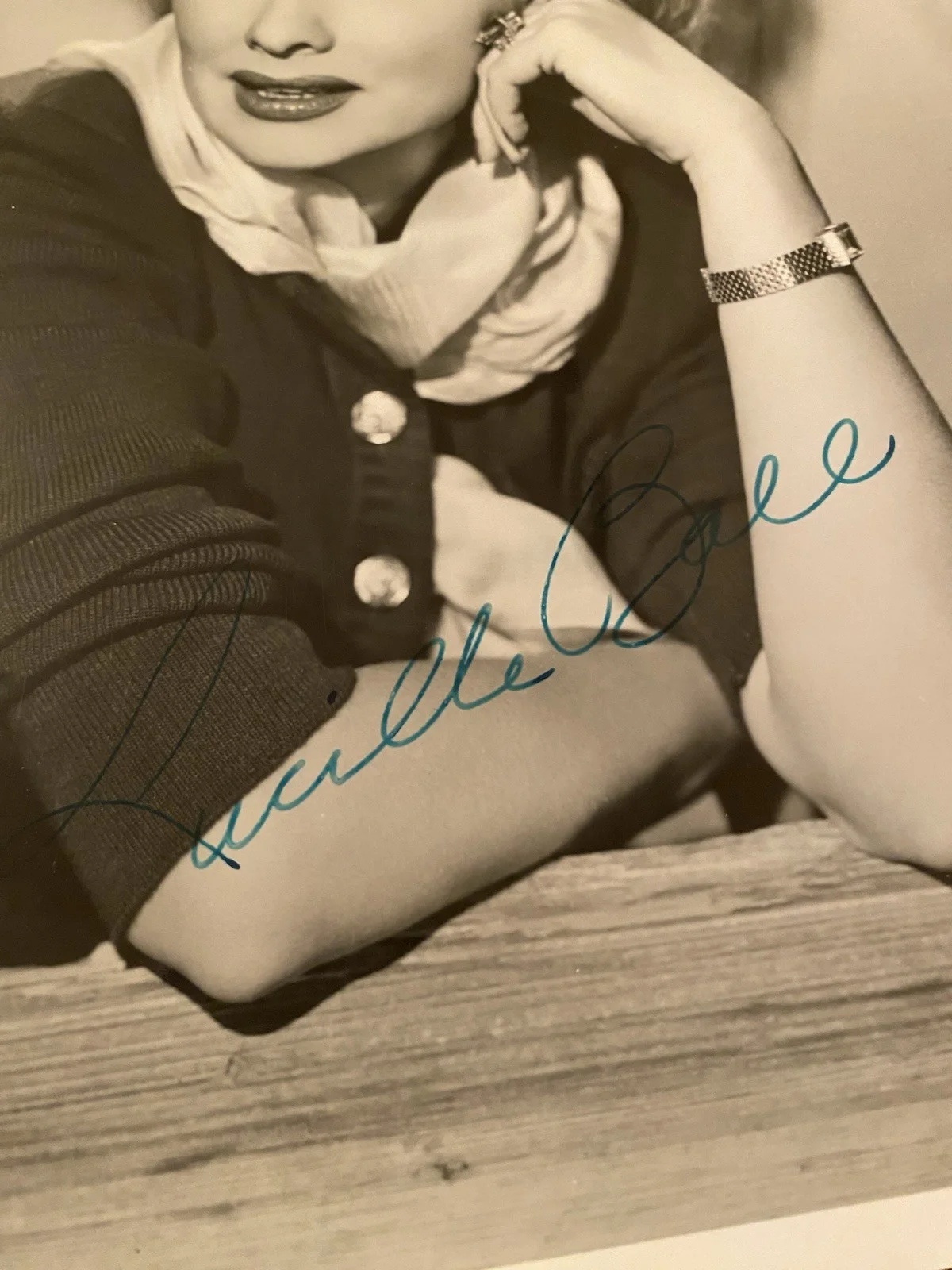 Lucille Ball — Lucille Ball Signed Autographed 8x10 Photo With COA I Love Lucy FULL NAME RARE, изображение 3