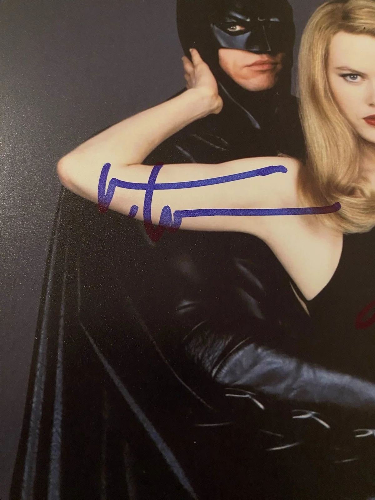 Val Kilmer, Nicole Kidman — Batman Forever Cast Signed Autographed Photo With COA Val Kilmer Nicole Kidman, изображение 3