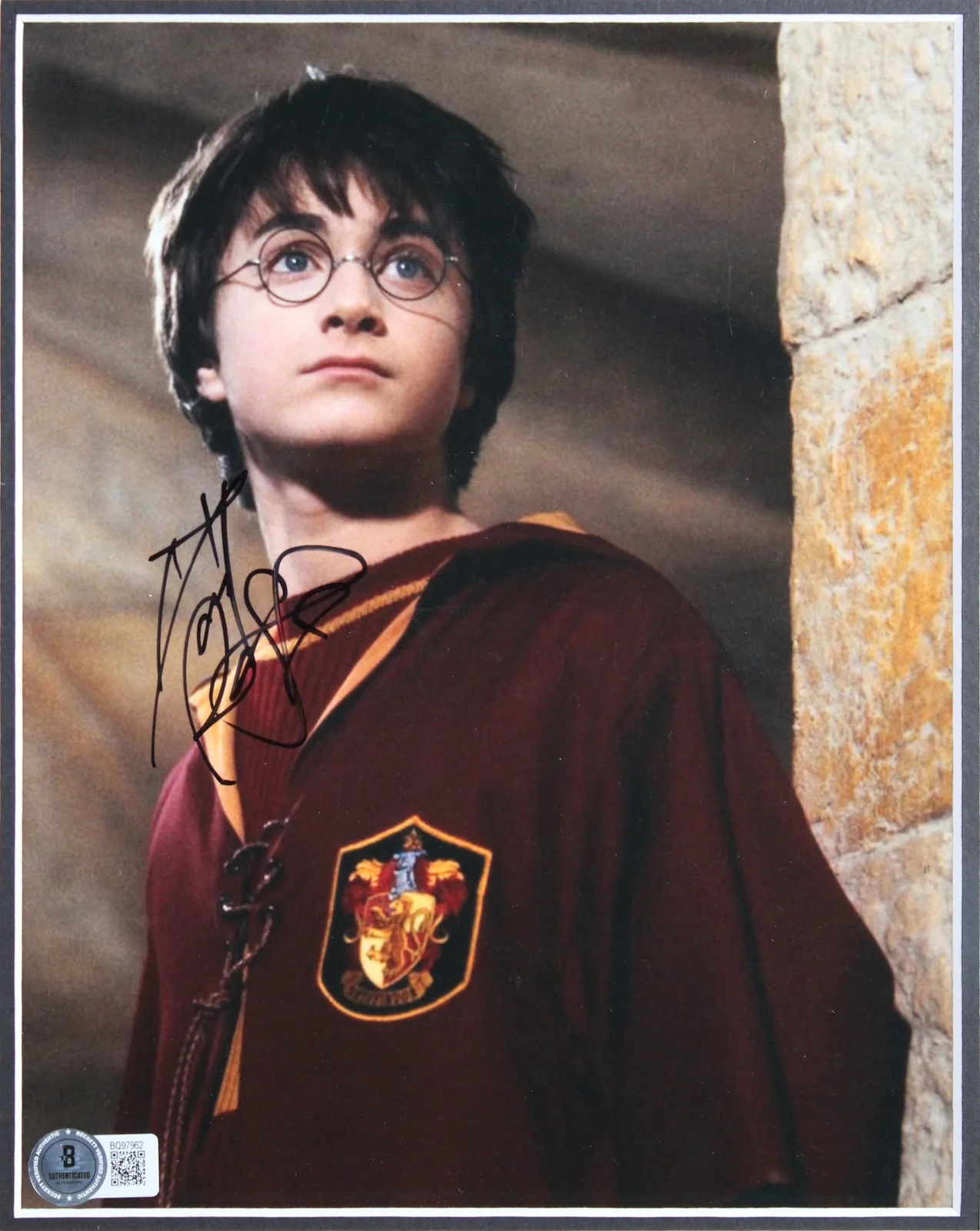 Daniel Radcliffe, Toby Jones — Daniel Radcliffe & Toby Jones Harry Potter Signed 8x10 Photo Framed Display BAS, изображение 2