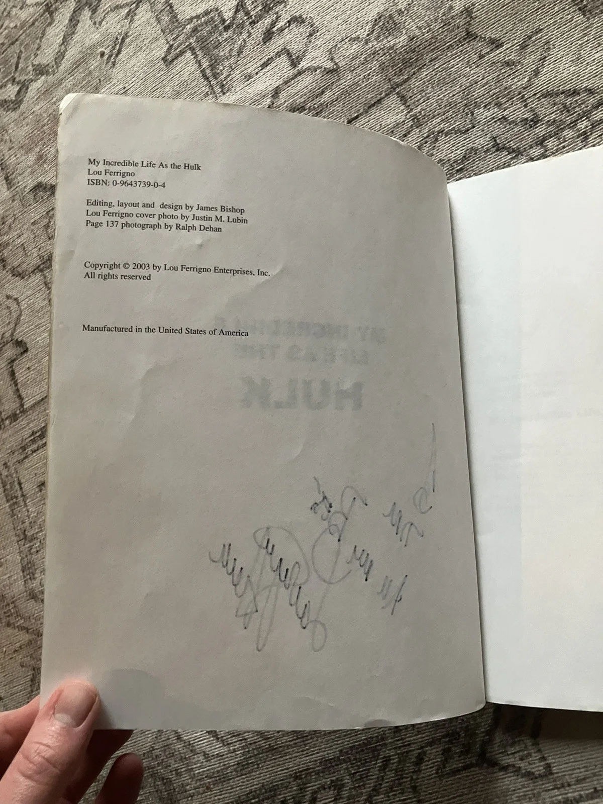 Lou Ferrigno — 2003 SIGNED BOOK LOU FERRIGNO MY INCREDIBLE LIFE AS THE HULK, изображение 3