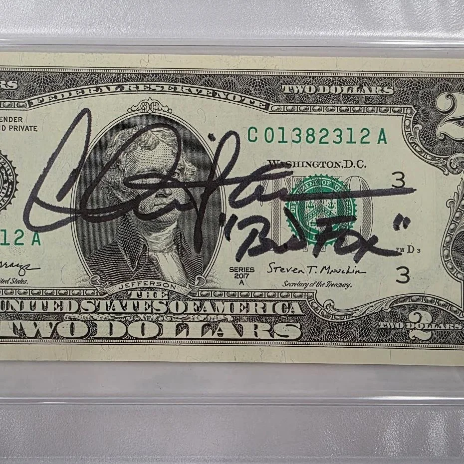 Charlie Sheen — Charlie Sheen signed $2 Dollar Bill Wall Street "Bud Fox" autograph PSA/DNA, изображение 2
