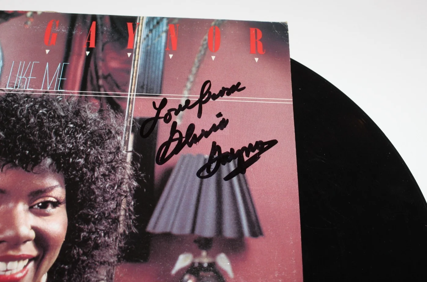 SINGER GLORIA GAYNOR SIGNED 'I KINDA LIKE ME' VINYL RECORD ALBUM LP BECKETT COA, изображение 3