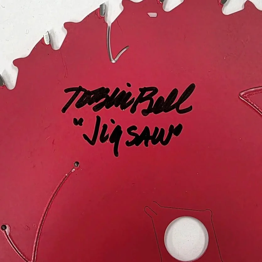 Tobin Bell — Tobin Bell signed "Jigsaw" 7 1/4 Inch Saw Blade autograph JSA, image 2