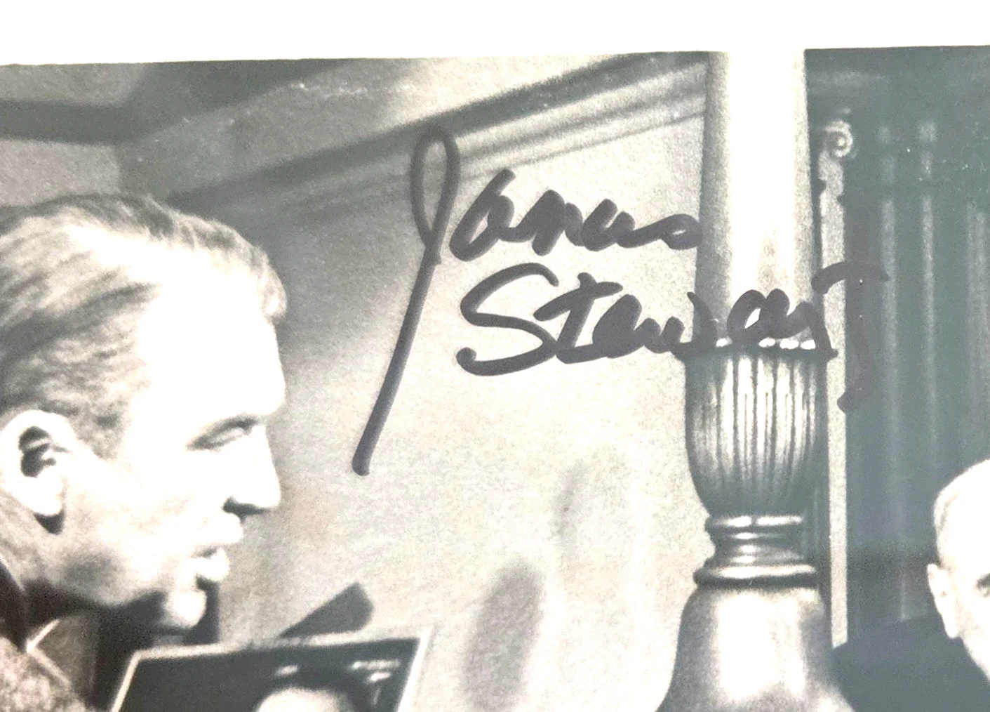 James Stewart — James Stewart - (1908-1997) - Original lobby Photo 8X10 Hand-Signed, изображение 2