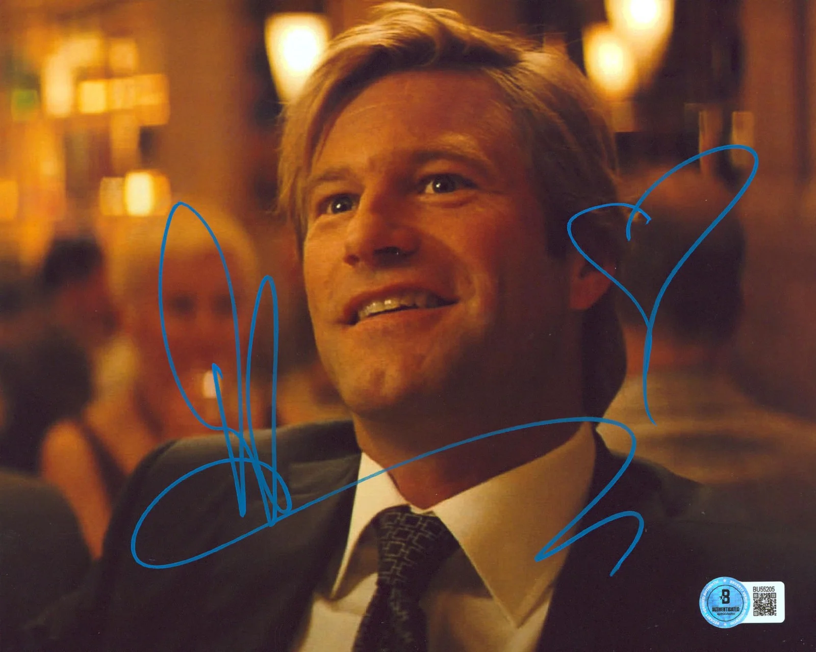 Aaron Eckhart — Aaron Eckhart Batman The Dark Knight Authentic Signed 8x10 Photo BAS #BU55205