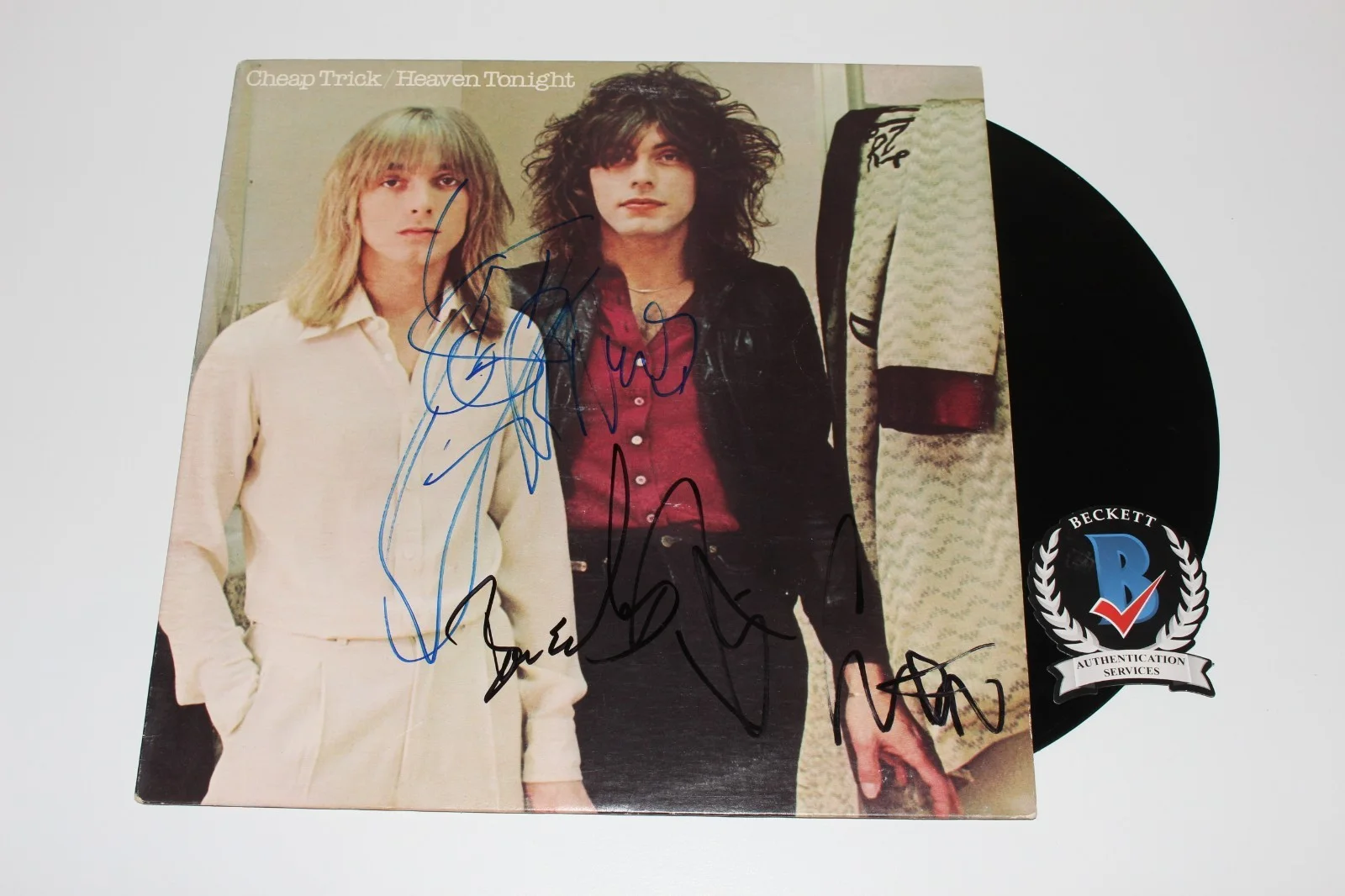 CHEAP TRICK BAND SIGNED HEAVEN TONIGHT ALBUM VINYL RECORD BECKETT COA x4 ROCK, изображение 2