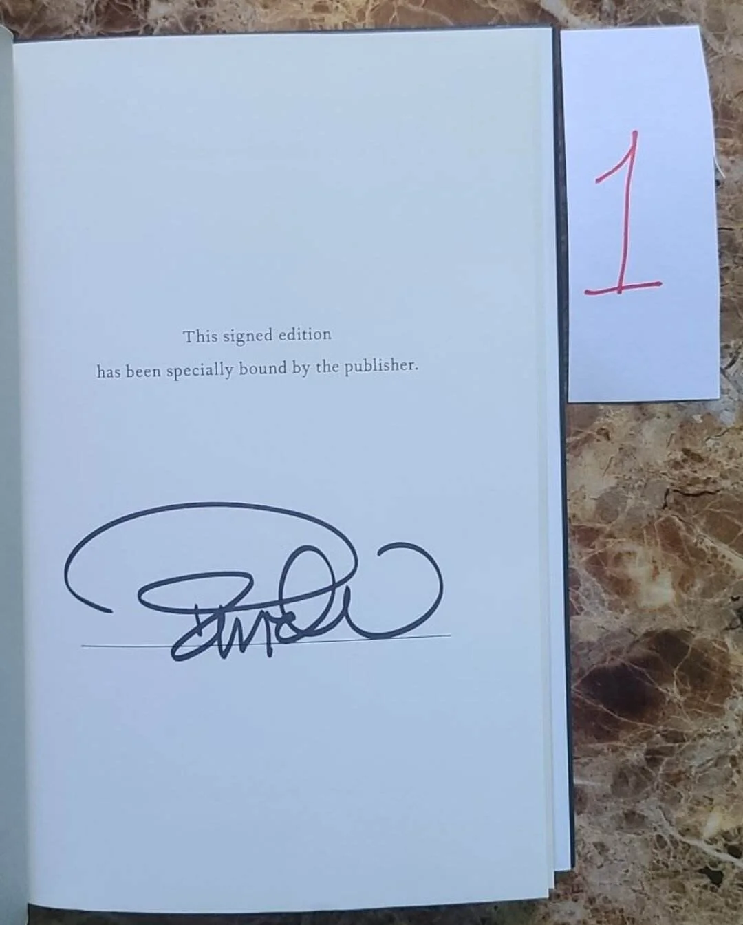 PAM ANDERSON: Love Pamela HC 1st Edition, Signed/Autographed Book, image 2
