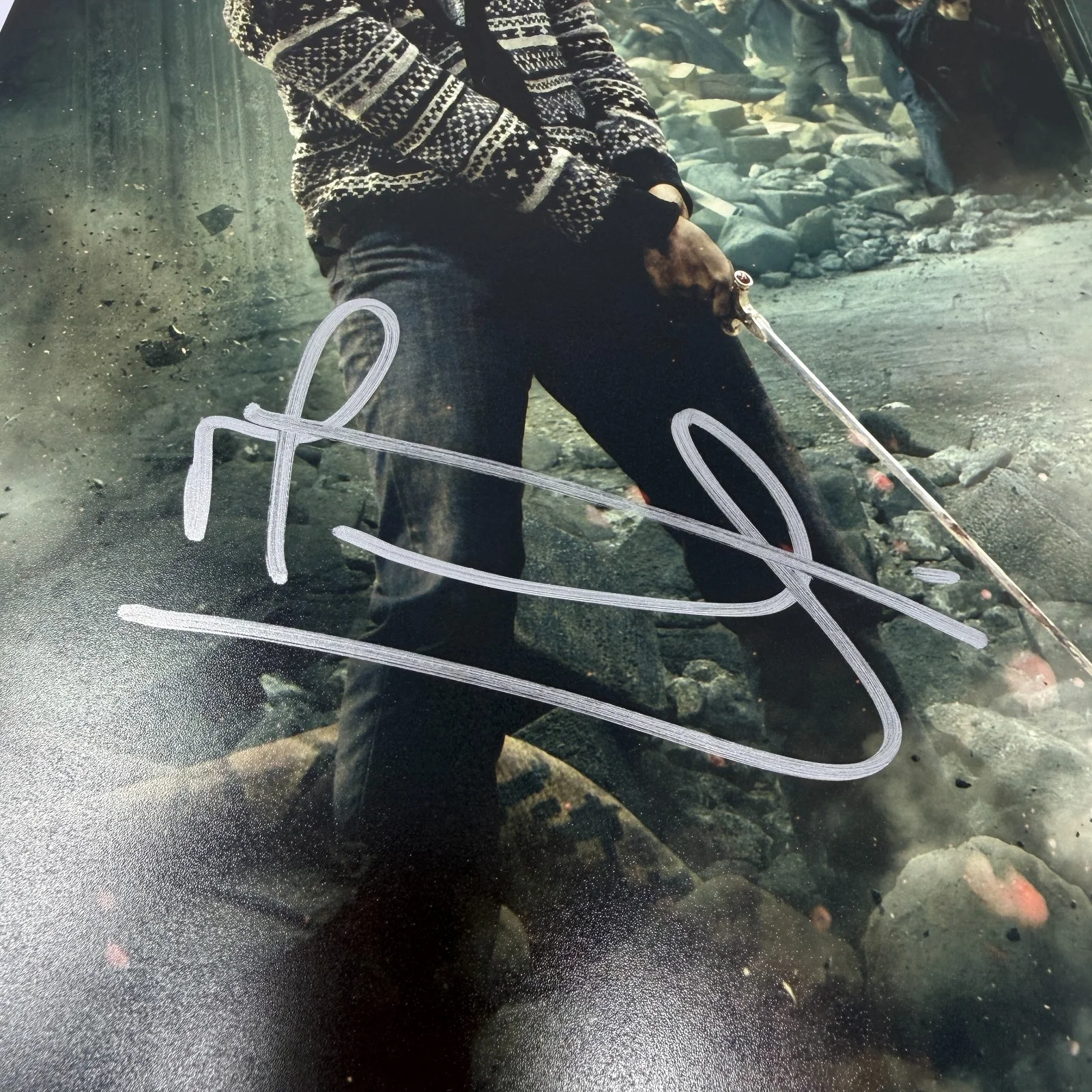 Matthew Lewis — Signed Matthew Lewis Harry Potter Deathly Hallows 8x10 Photo Official Pix COA, изображение 2