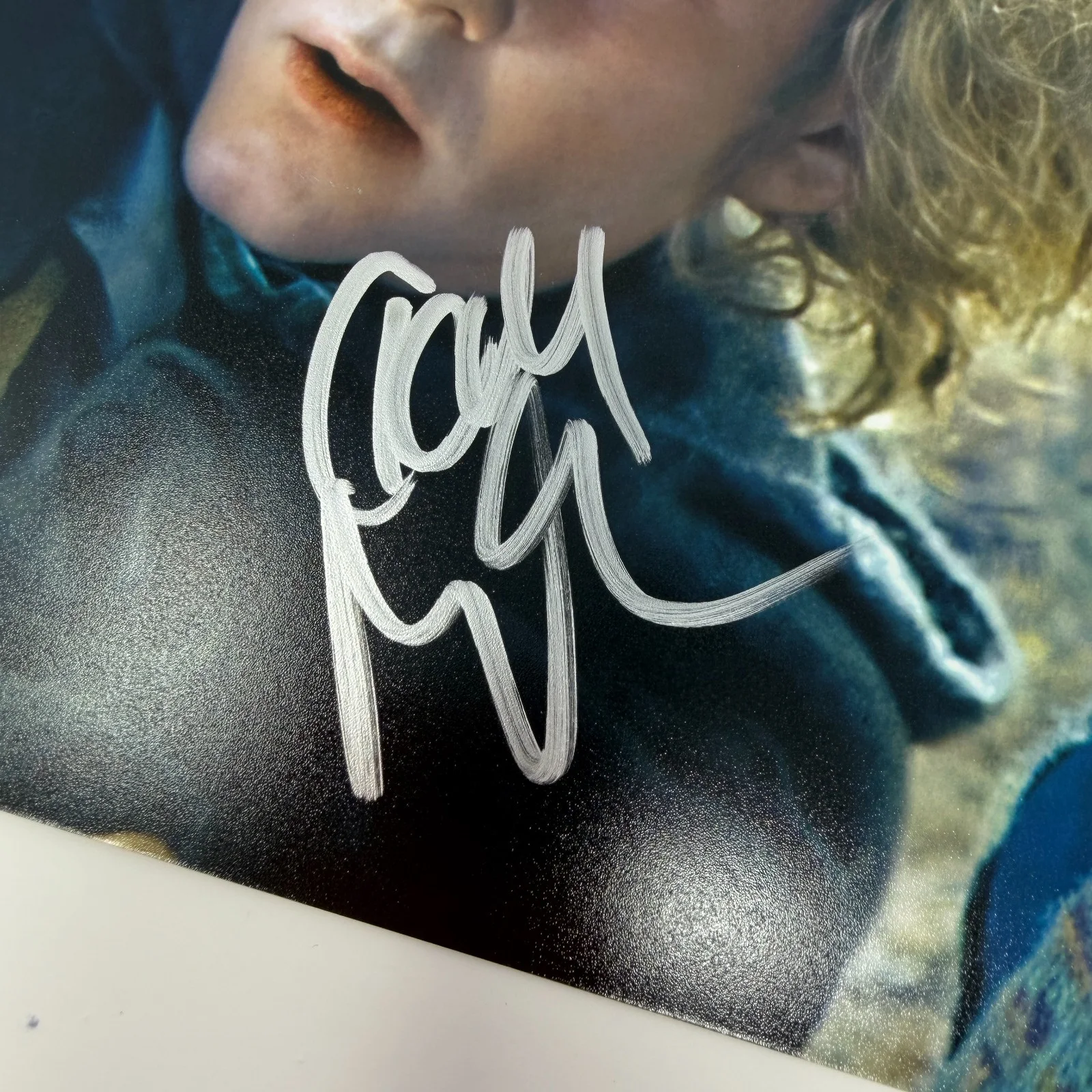 Dominic Monaghan, Billy Boyd — Signed LOTR Hobbits Group Photo Dominic Monaghan & Billy Boyd Official Pix COA, изображение 3