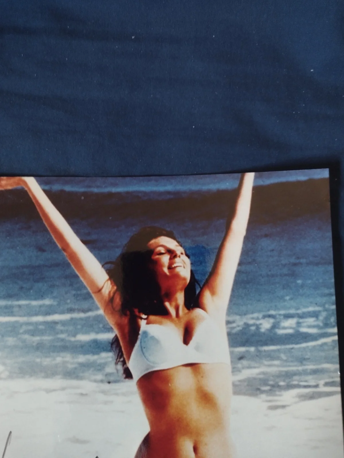 Jacqueline Bisset Autographed Photo 'The Deep', 'Airport', Golden Globe Winner, image 3