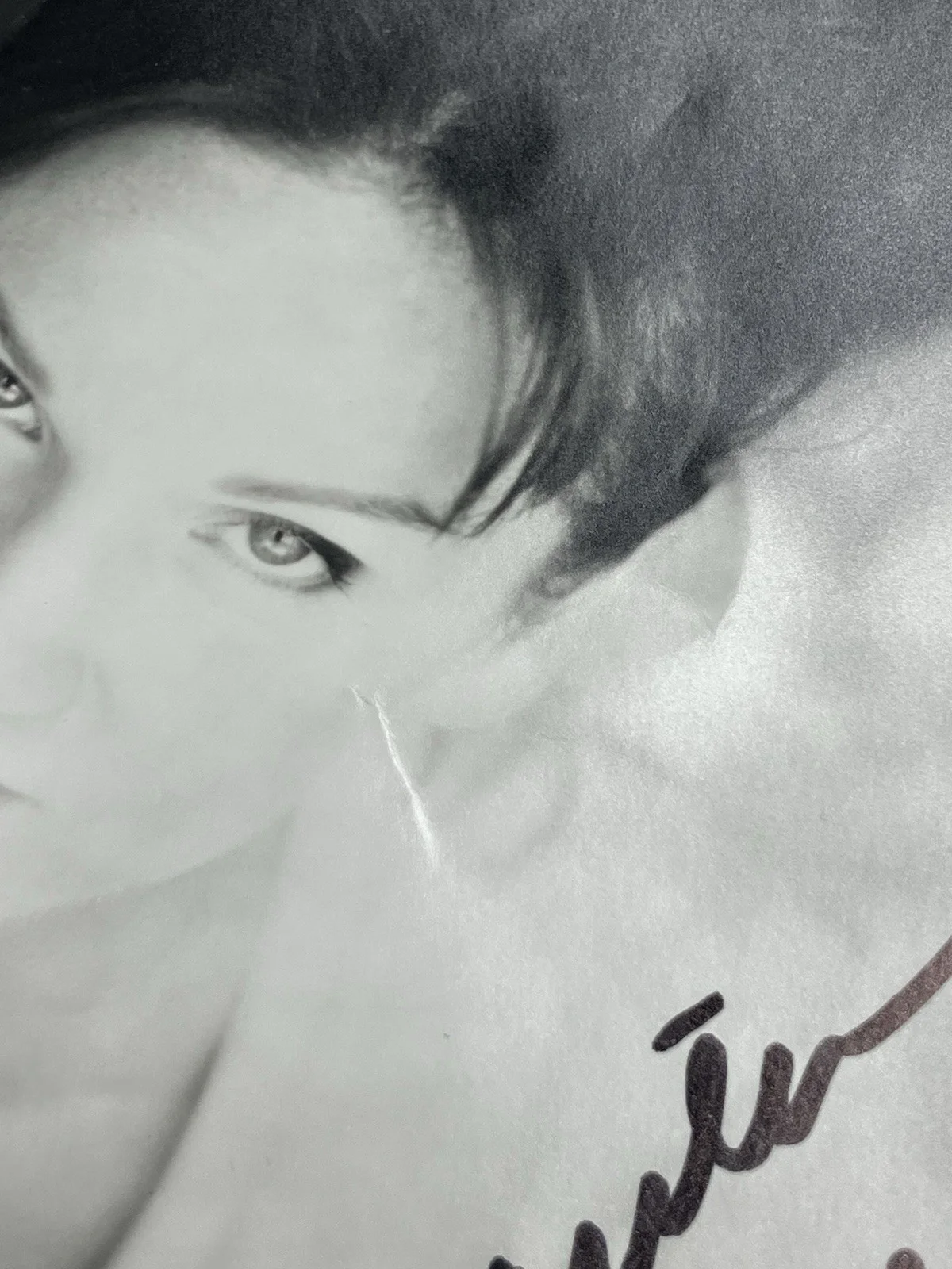 Marilu Henner — Marilu Henner Autographed Signed 8x10 B&W Photo "Taxi" Actress Autograph, изображение 3