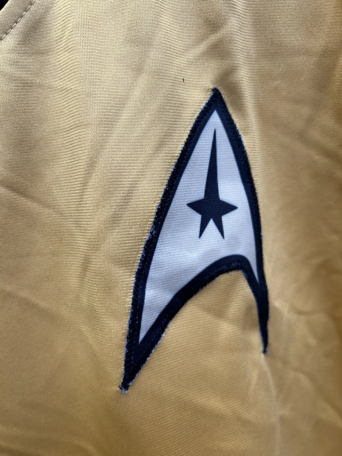 William Shatner — William Shatner Autographed/Signed Star Trek Captain Kirk Shirt JSA COA (CBMH), image 3