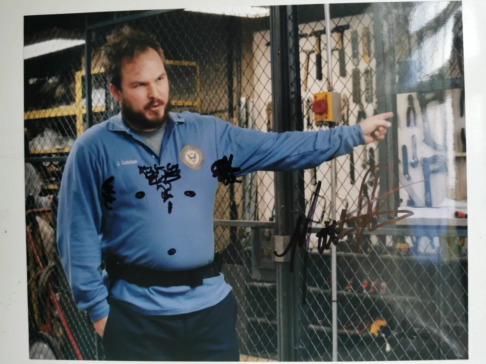 MATT PETERS — MATT PETERS SIGNED 8X10 PHOTO ORANGE IS THE NEW BLACK WITH COA