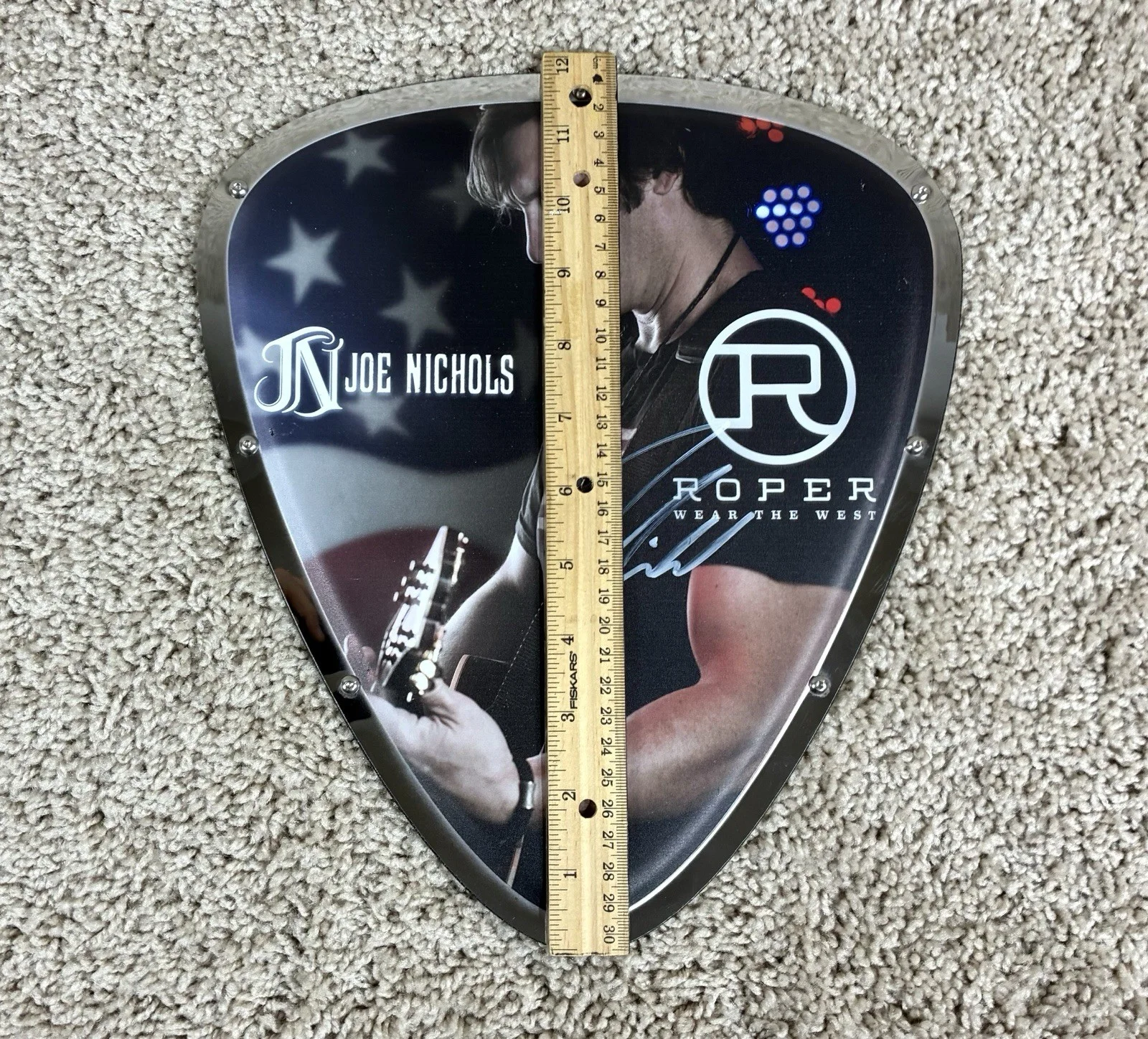 Joe Nichols Guitar Pick Hanging Wall Art Decor Roper 12 Inch, изображение 3