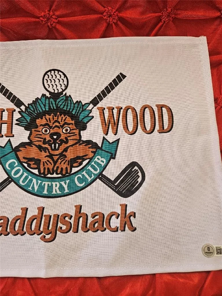 CHEVY CHASE — CHEVY CHASE HAND SIGNED CADDYSHACK BUSH WOOD COUNTRY CLUB FLAG AUTOGRAPH BECKETT, изображение 5