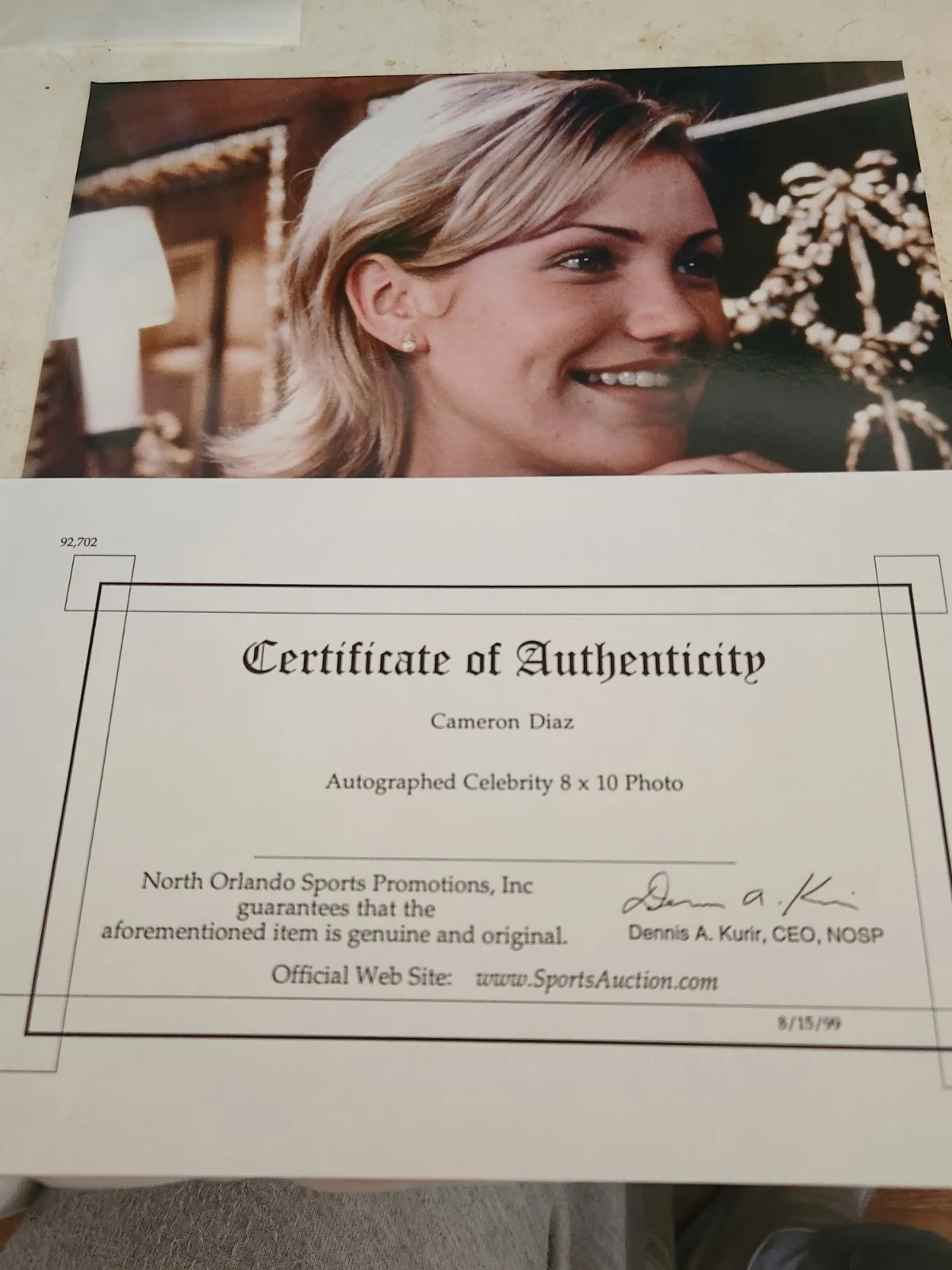 Cameron Diaz — Cameron Diaz Autographed 8x10 With Certification, image 2