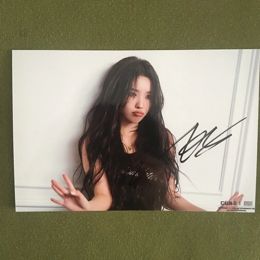 (G)I-DLE GIDLE Jeon So-yeon Autographed Signed Photo KPOP Collection 4*6 2023, image 3