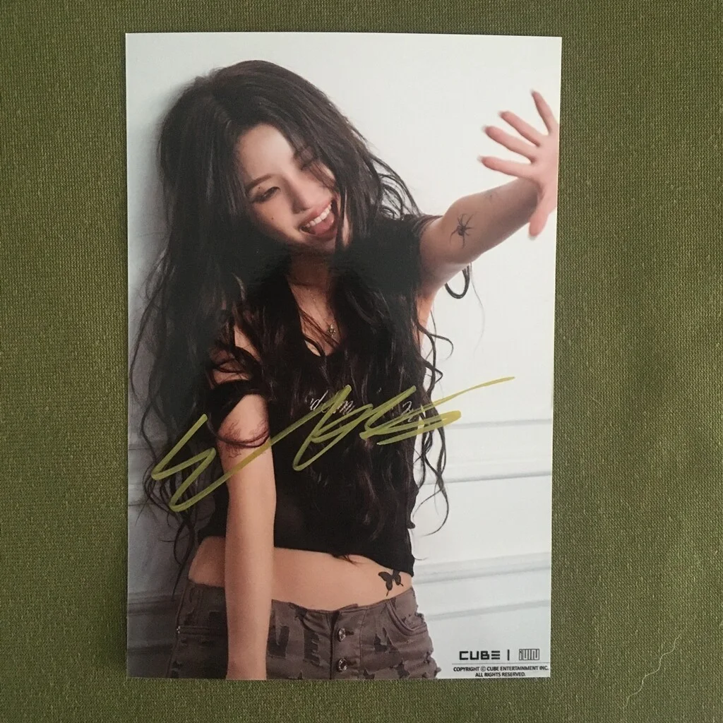 (G)I-DLE GIDLE Jeon So-yeon Autographed Signed Photo KPOP Collection 4*6 2023, image 5