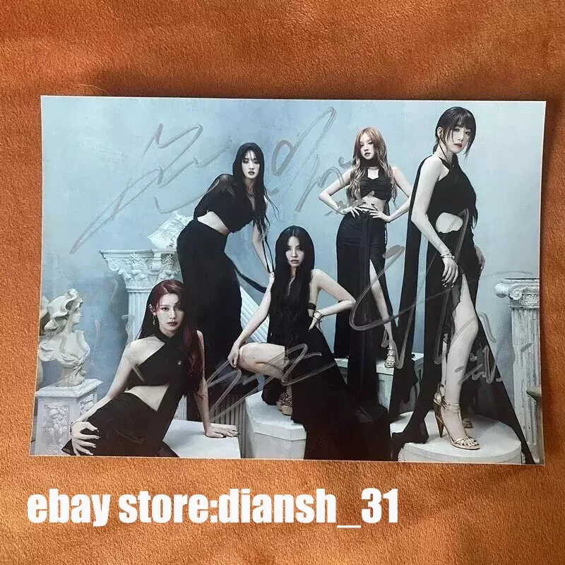 GIDLE — (G)I-DLE GIDLE Group Photo K-POP Collection KPOP 4*6 Autographed Photo Set Rare, image 3