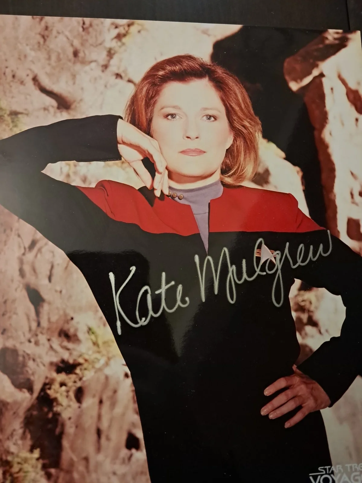 Kate Mulgrew — Kate Mulgrew Autographed 8x10 Photo Star Trek: Voyager, Kathryn Janeway