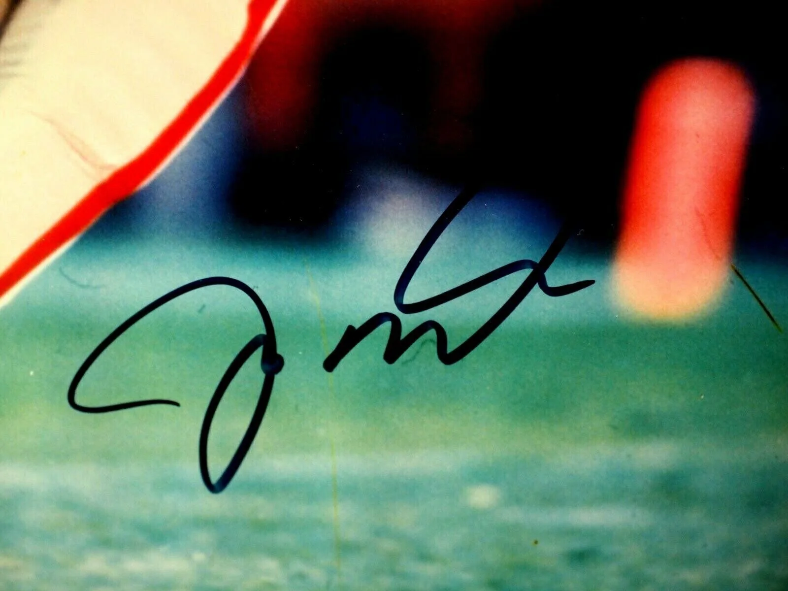 Joe Montana Autographed Color NFL Photo in Frame, изображение 3