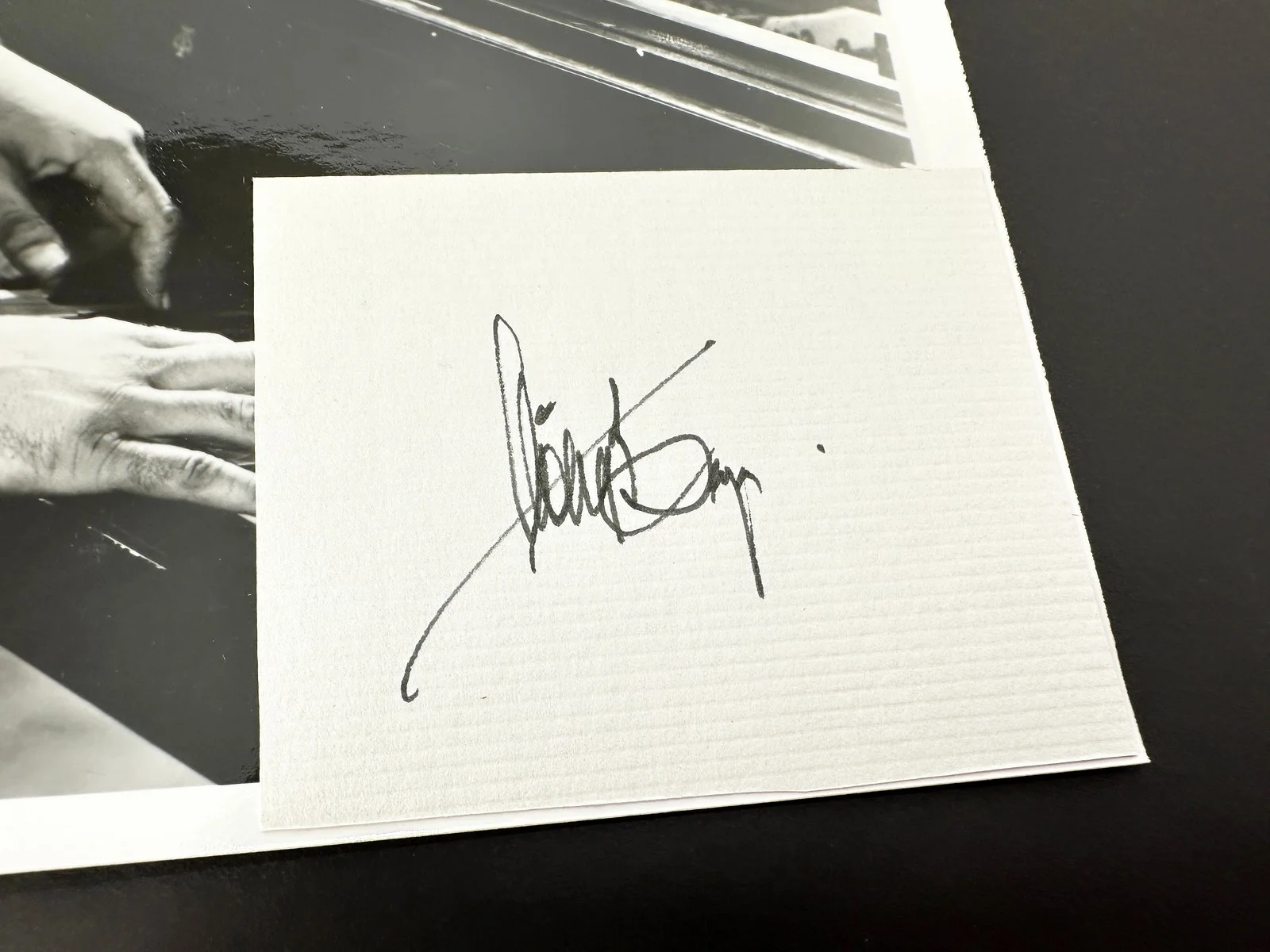 Victor Borge — Victor Borge Signed 8x10 Vintage Photo with COA Pianist Comedian Autograph Sign, изображение 3
