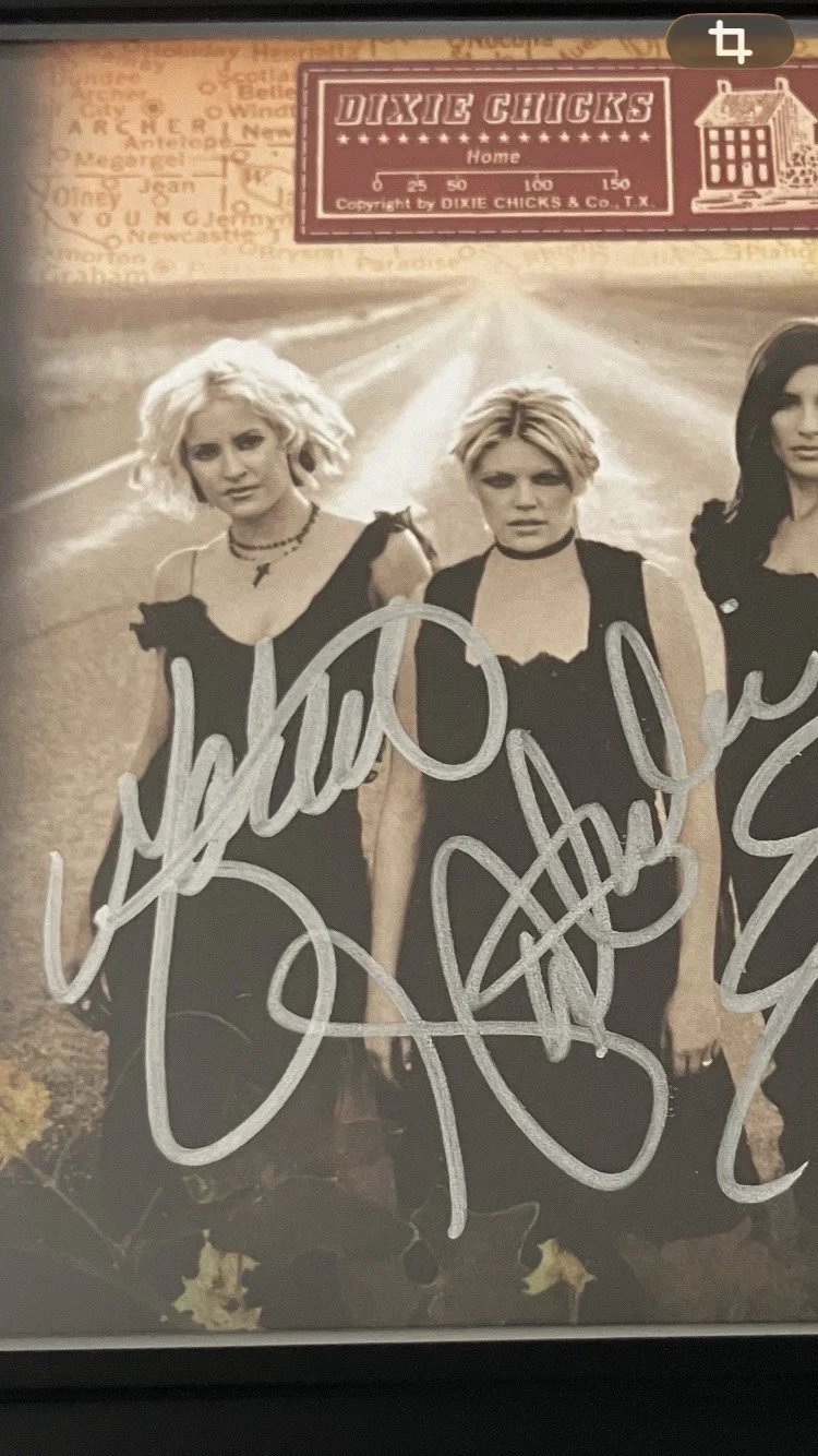 DIXIE CHICKS SIGNED /AUTOGRAPHED CD COVER FRAMED WITH COA, image 2