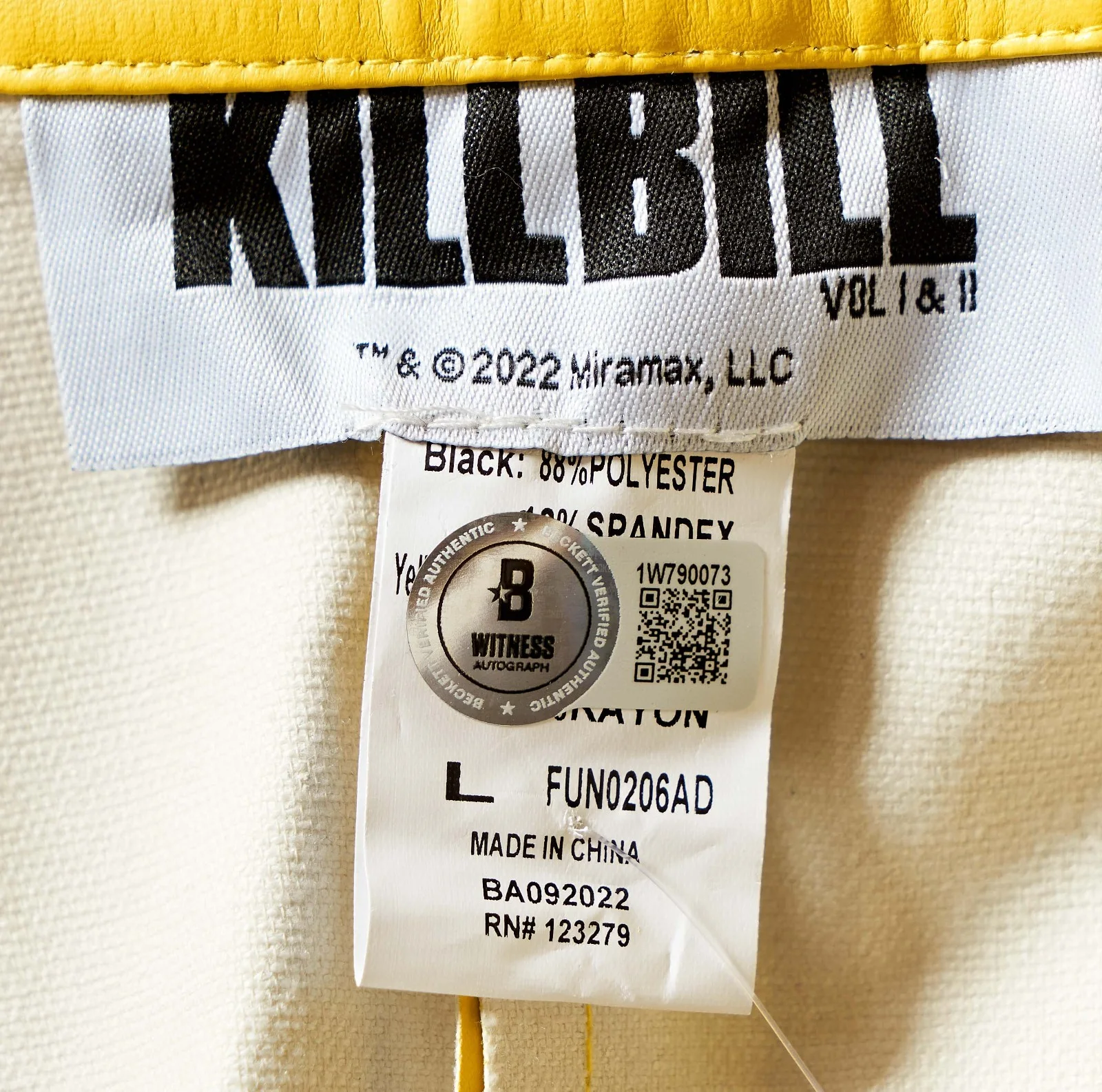 Yellow Leather "Kill Bill" Jacket Signed by Uma Thurman -- With Beckett Hologram, изображение 4