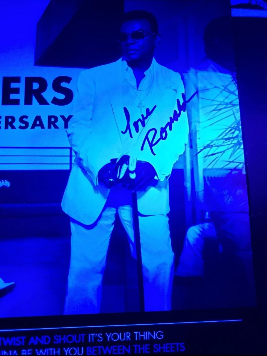 Ronald & Ernie Isley Dual Signed Concert Promo 8.5 X 11.5 NO COA, изображение 2