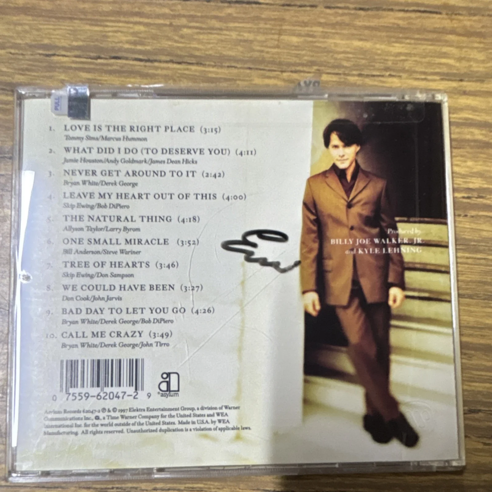 Autographed Bryan White & Billy Joe Walker Jr. CD Love Is The Right Place UPC, изображение 2