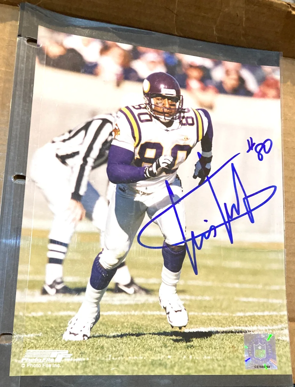 CHRIS CARTER — FOOTBALL CHRIS CARTER SIGNED AUTO 8X10 COLORED PHOTO CERT.