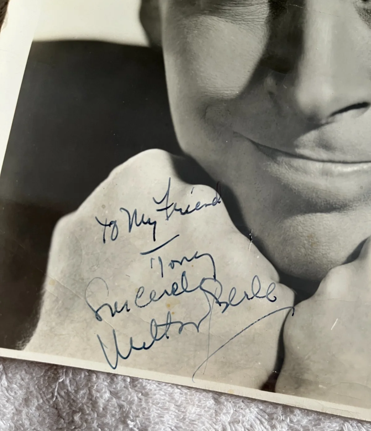 Milton Berle — Milton Berle autographed publicity photo signed photograph 1940s William Morris, image 2
