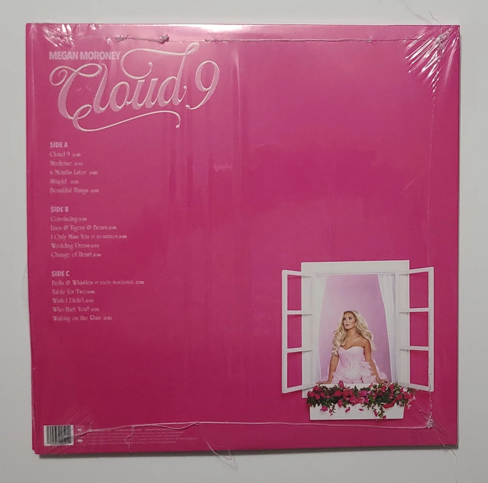 MEGAN MORONEY " CLOUD 9 " PINK LP VINYL ALBUM Hand Signed Autographed cloud nine, image 3